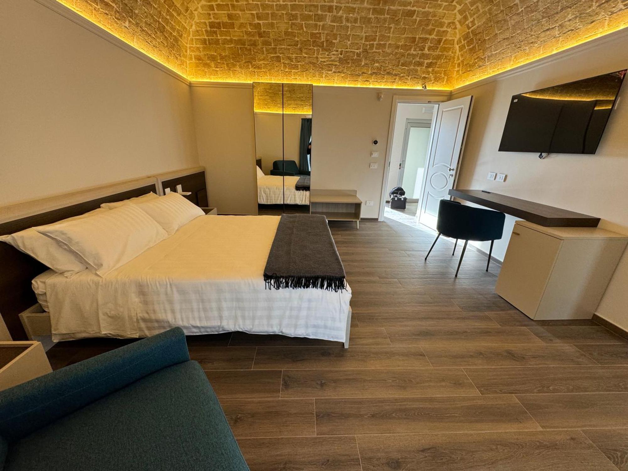 B&B Palazzo Croghan Torre Maggiore 外观 照片