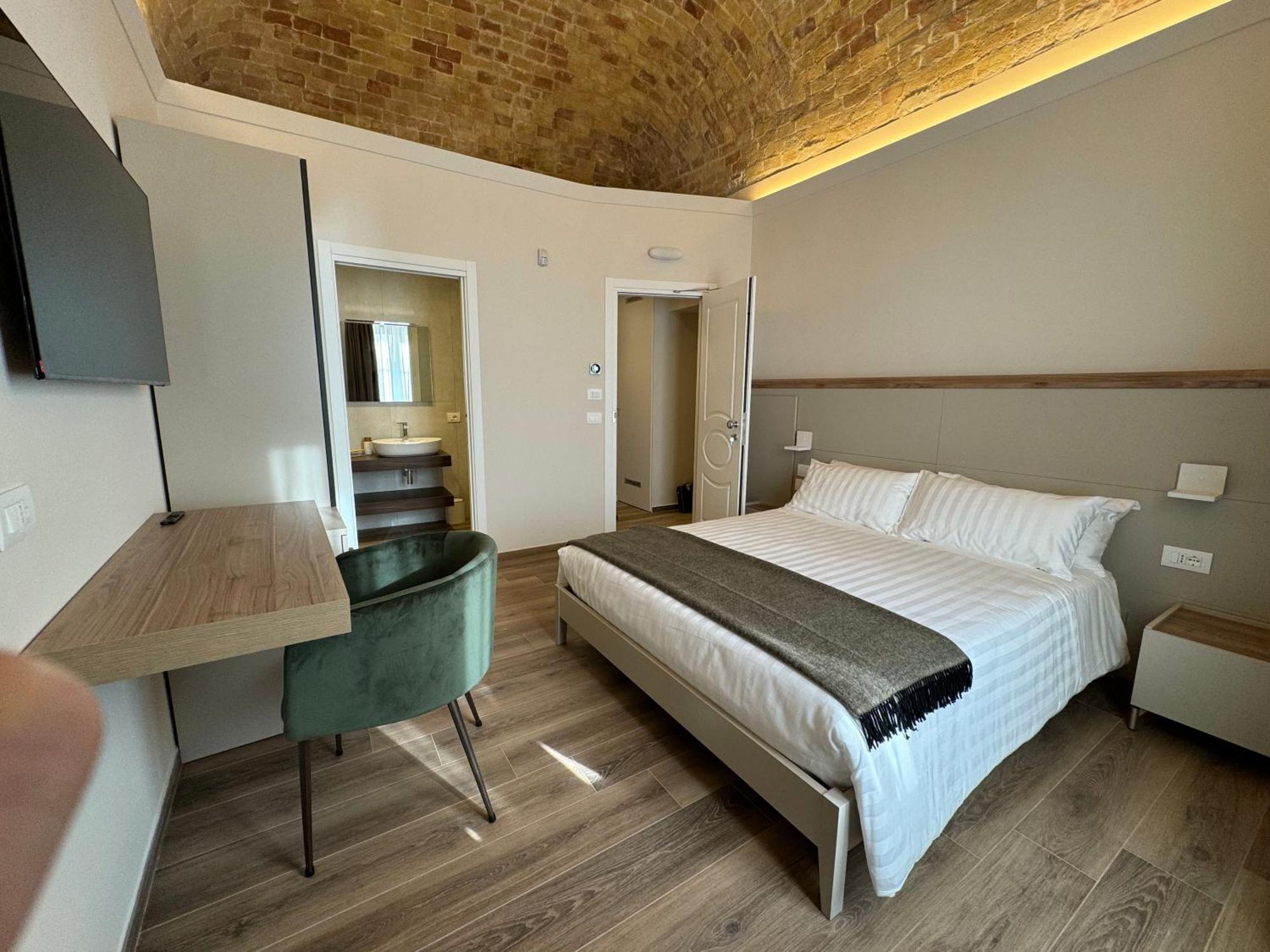 B&B Palazzo Croghan Torre Maggiore 外观 照片